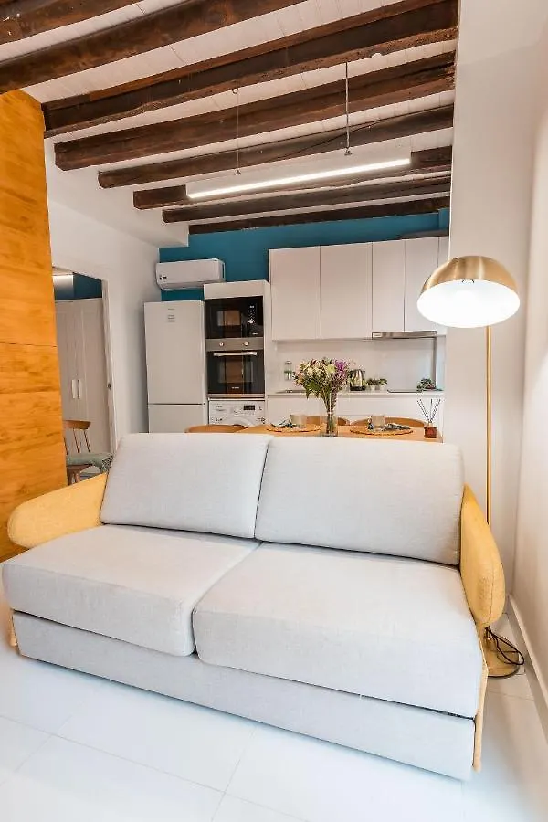 Qh Eme Suites Granada Apartment